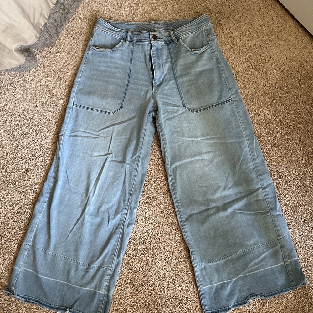 Vintage Style Wide-Leg Jeans